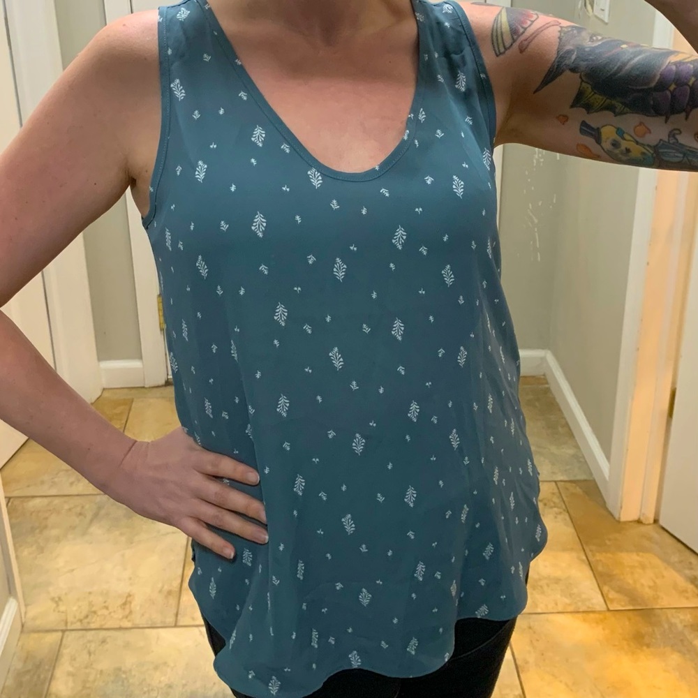 LOFT Tunic Tank Top with Flower Stem Pattern